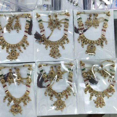 Heritage pearl choker set ( Red green combination)