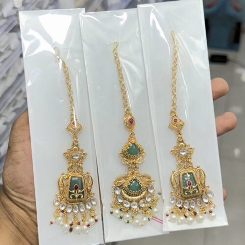 Heritage maang tikka