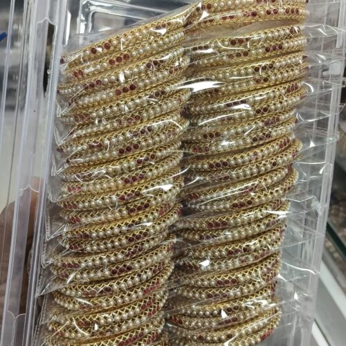 4 pc red white pearl bangles set Size 2.6