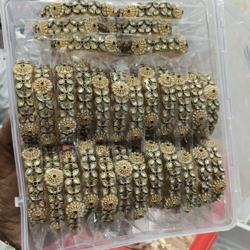 Kundan bangles set size 2.4