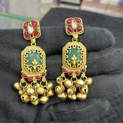 Ruby emberald kashmiri jhumki earings😍