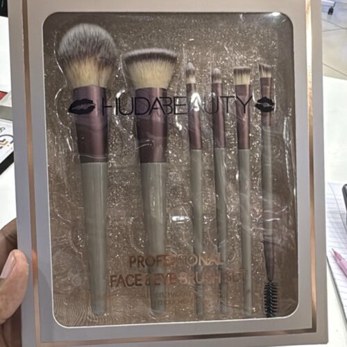 6 pc premium makeup brush set😍 proffesional use